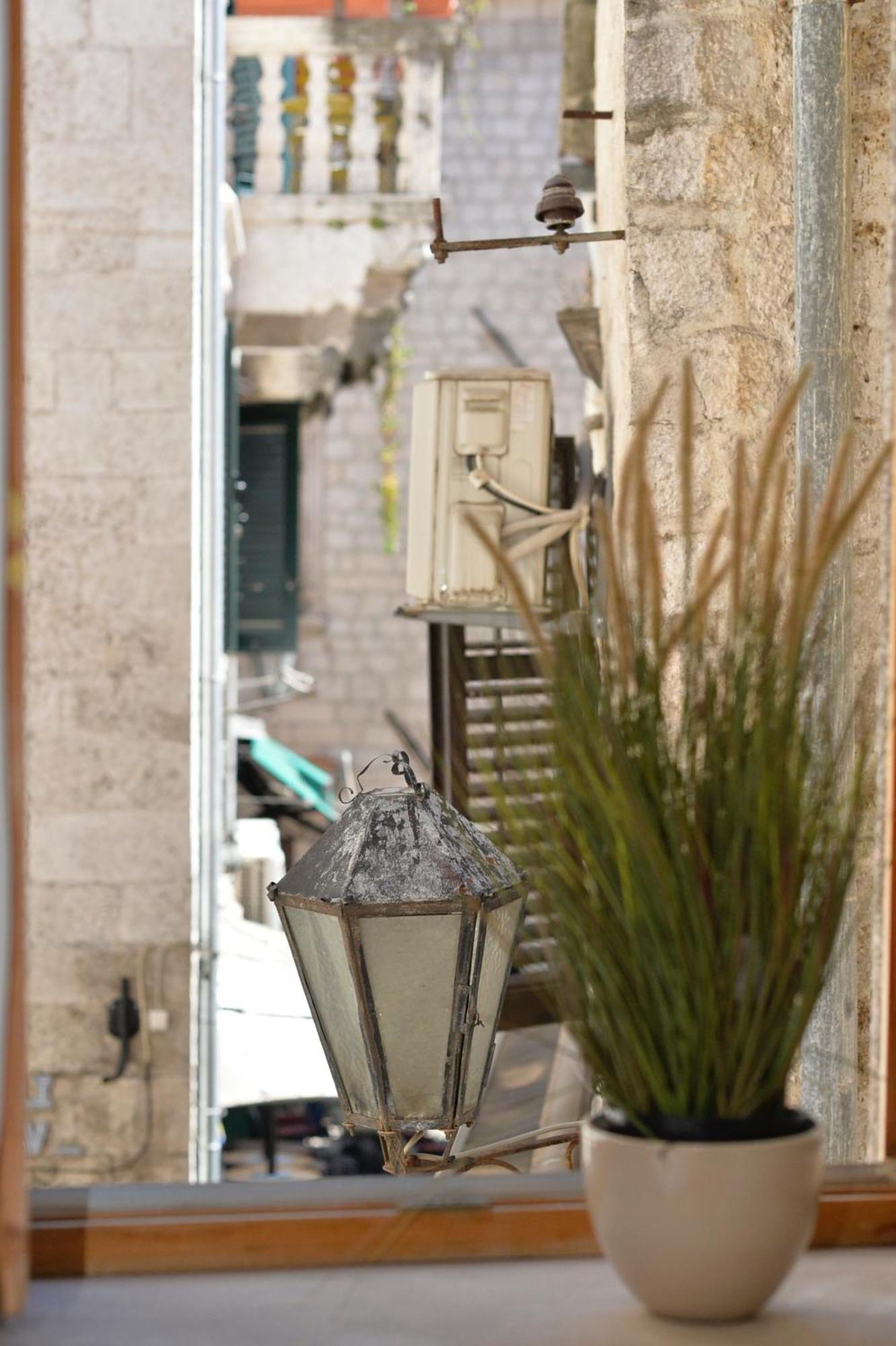 Charming Apartment In Kotor Eksteriør bilde